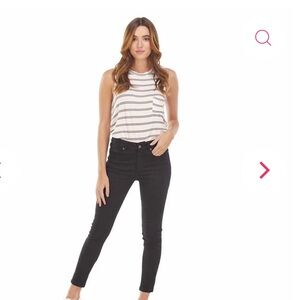 Brand new women’s Mud Pie black jeans. Size large.